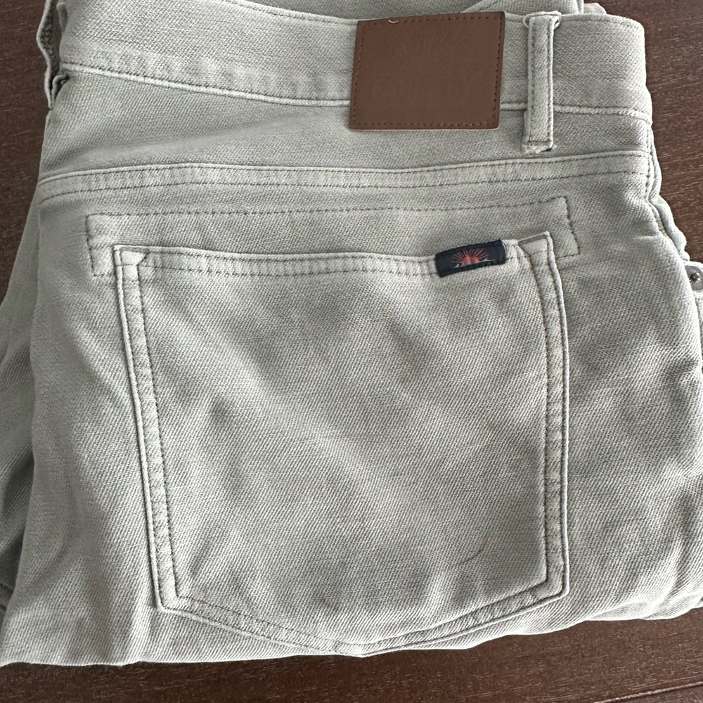 Faherty Men's Light Gray Jeans